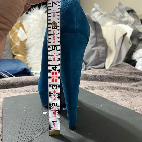 Trouvé Suede Sapphire Pumps 8.5 - Picture 5 of 13